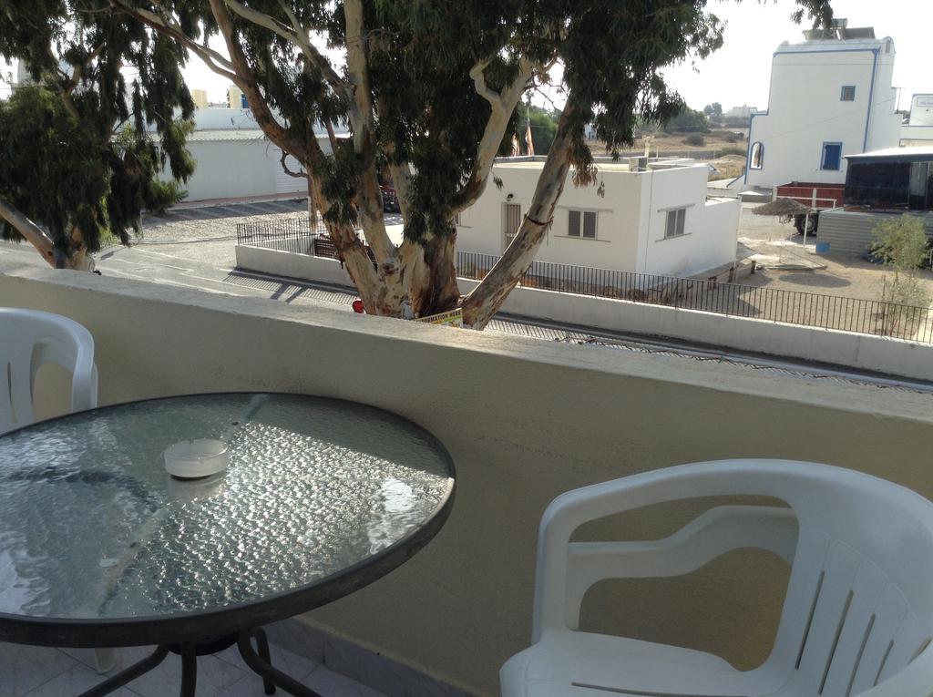 Rooms To Let Katerina & John'S Perissa (Santorini) Quarto foto