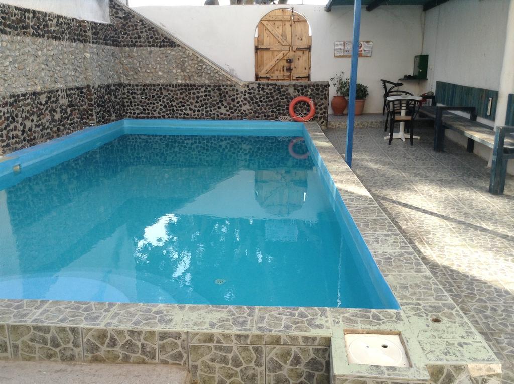 Rooms To Let Katerina & John'S Perissa (Santorini) Exterior foto